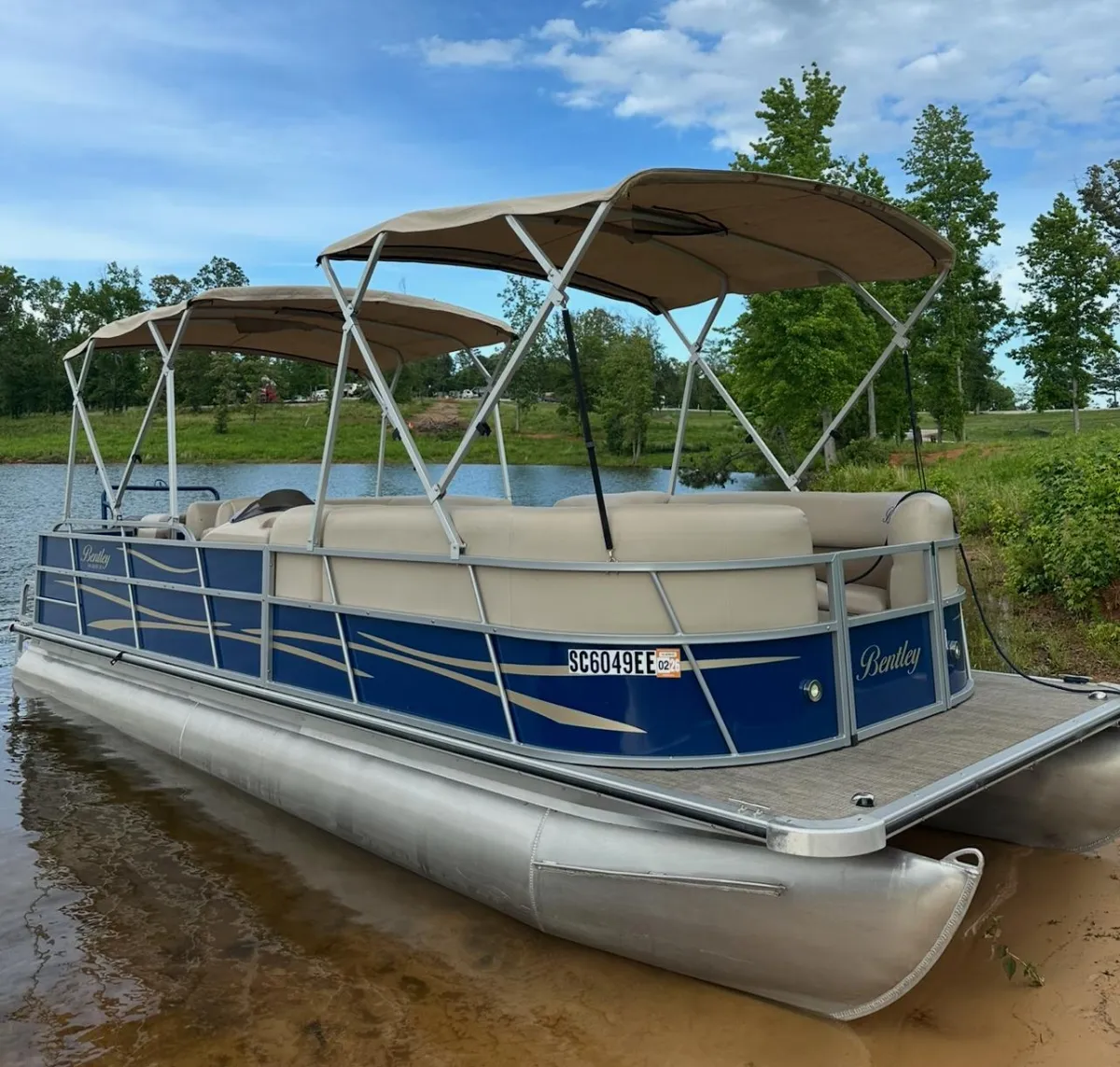 Pontoon Boat