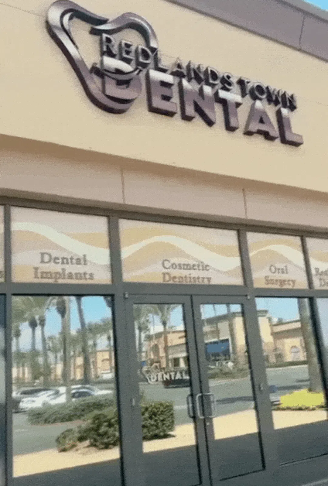 Welcome sign at Redlands Town Dental front office