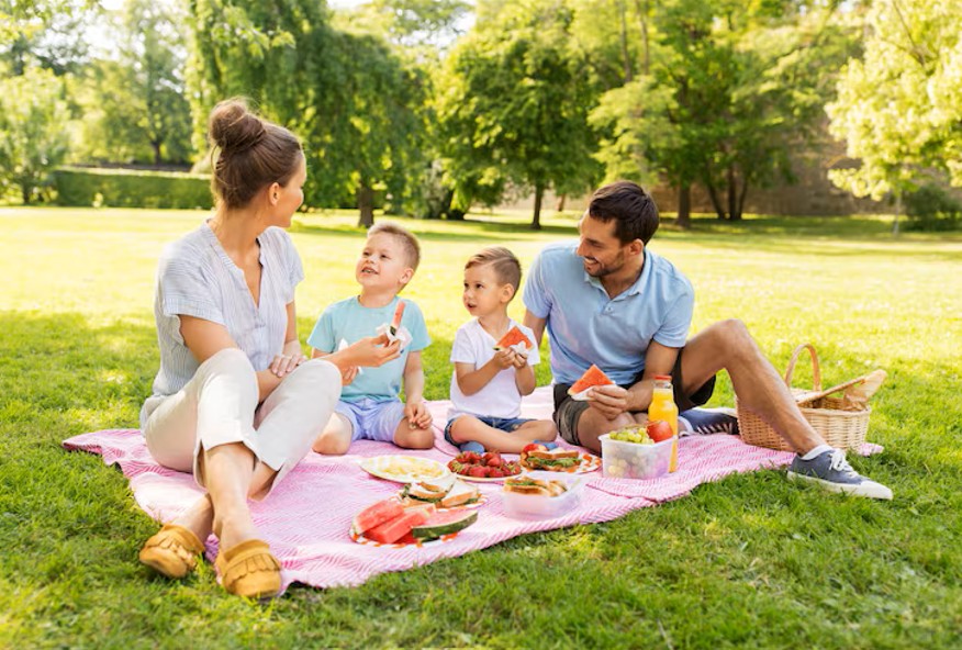 happy family enjoying a day out together after successful acupuncture treatment in woodbury mn.