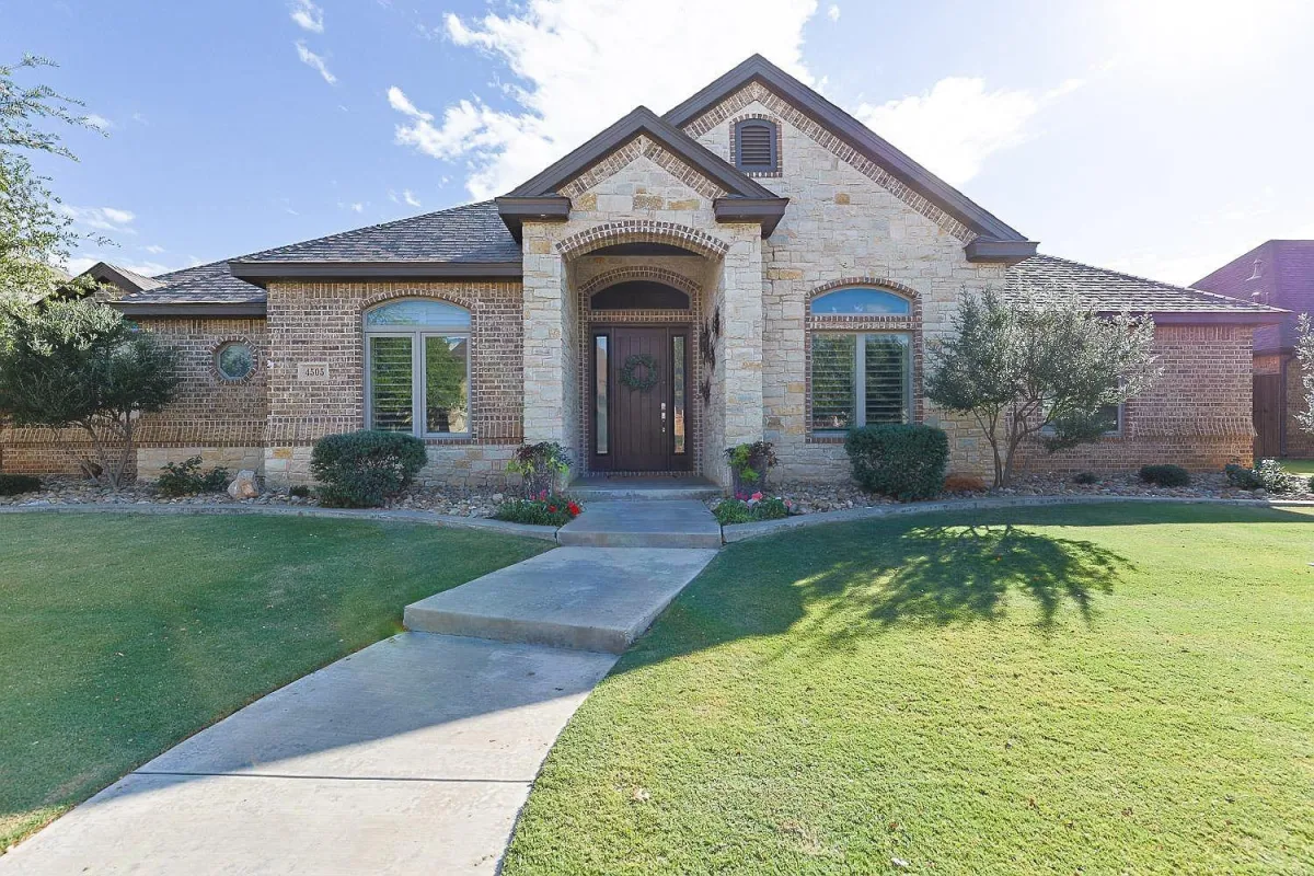 Lubbock Concrete builds and installs Pathway.