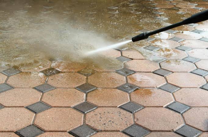Pressure Washing in Temecula