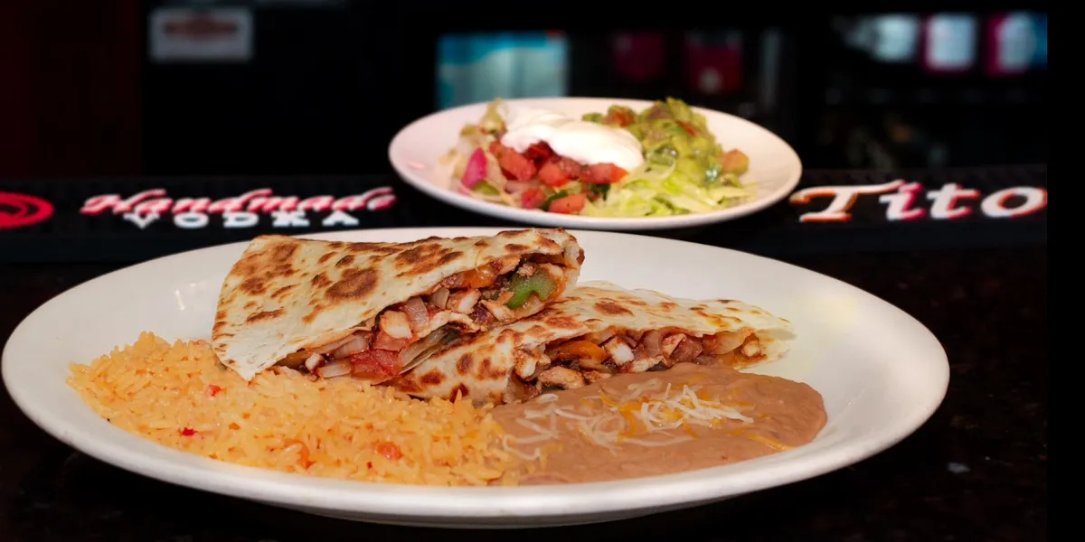 Which Mexican Food Dishes Should You Try First?