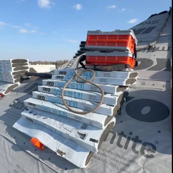 4seasons solar powered flat roof vent