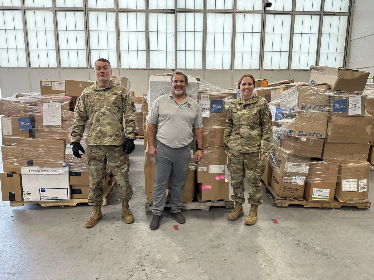 red and white UNKs bar signage