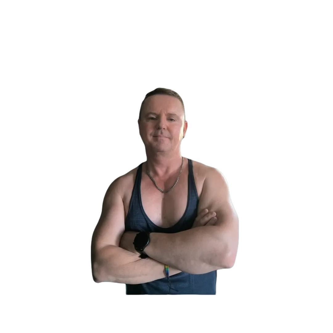 Fit and confident man in his 30s representing sustainable fat loss coaching