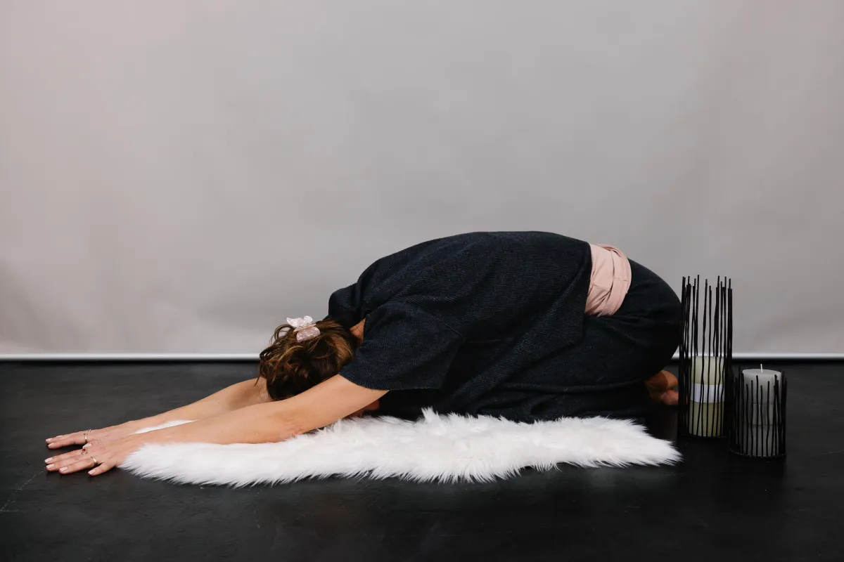 Leuchtturm im Sturm – Symbol für innere Stärke und Orientierung in unsicheren Zeiten