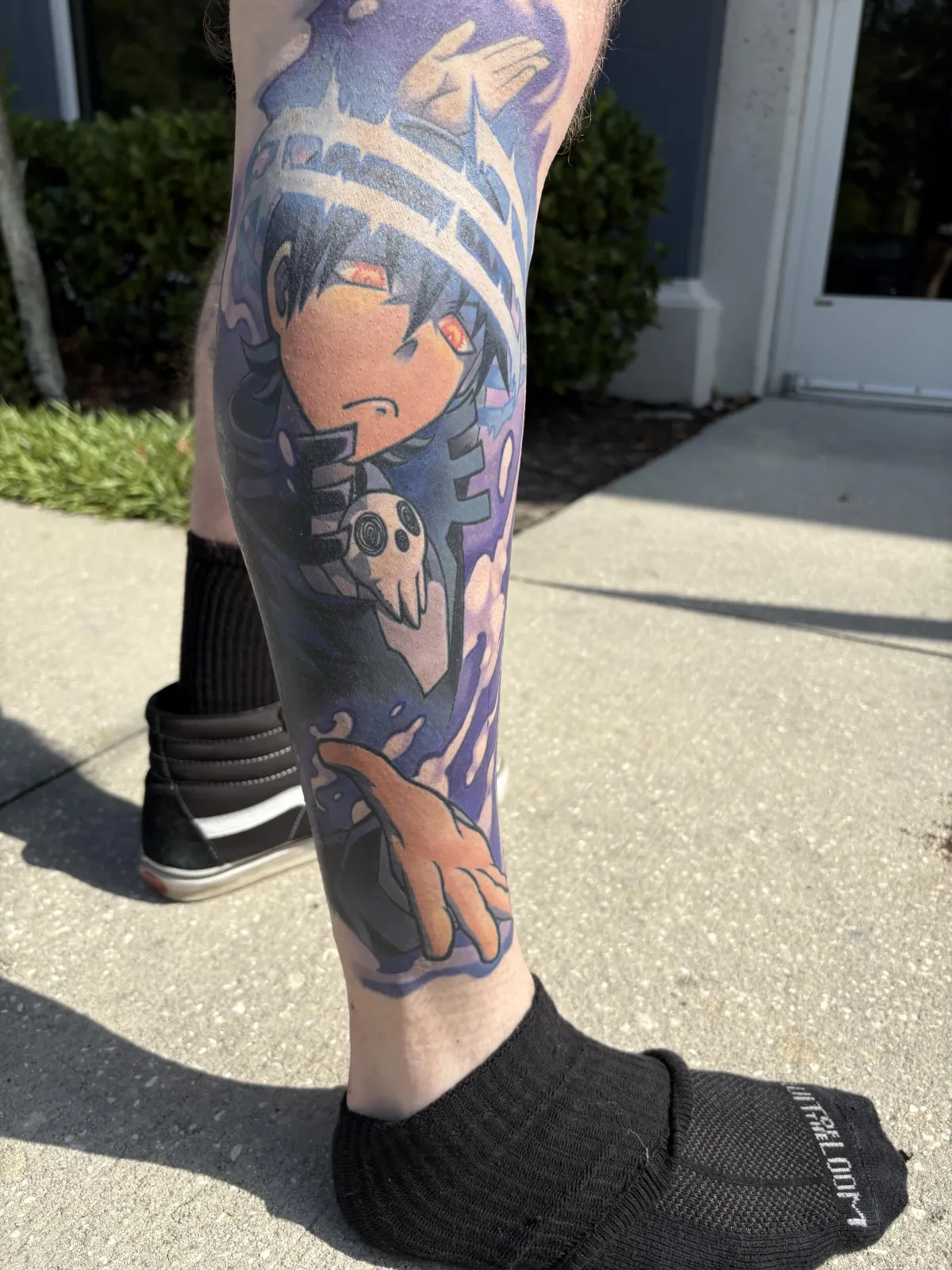 Fully healed anime tattoo of Death the Kid from Soul Eater by Orlando anime tattoo artist Ren Behan. This Soul Eater tattoo remains super vibrant and crisp in detail.