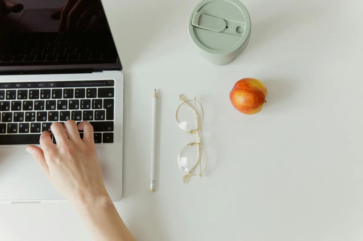 What Is a Digital Course and Can a Clinician Sell One?