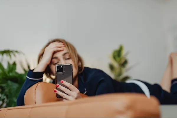 6 Addictions Clinicians Must Break to Build a Business Beyond the Clinical Hour