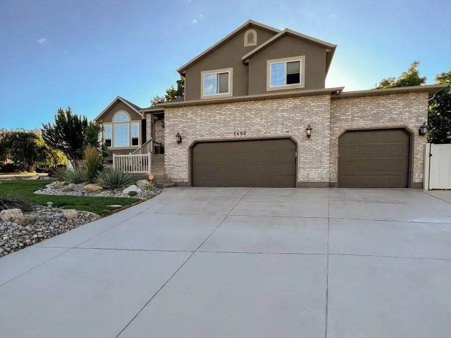 High Point Concrete builds and installs Driveway