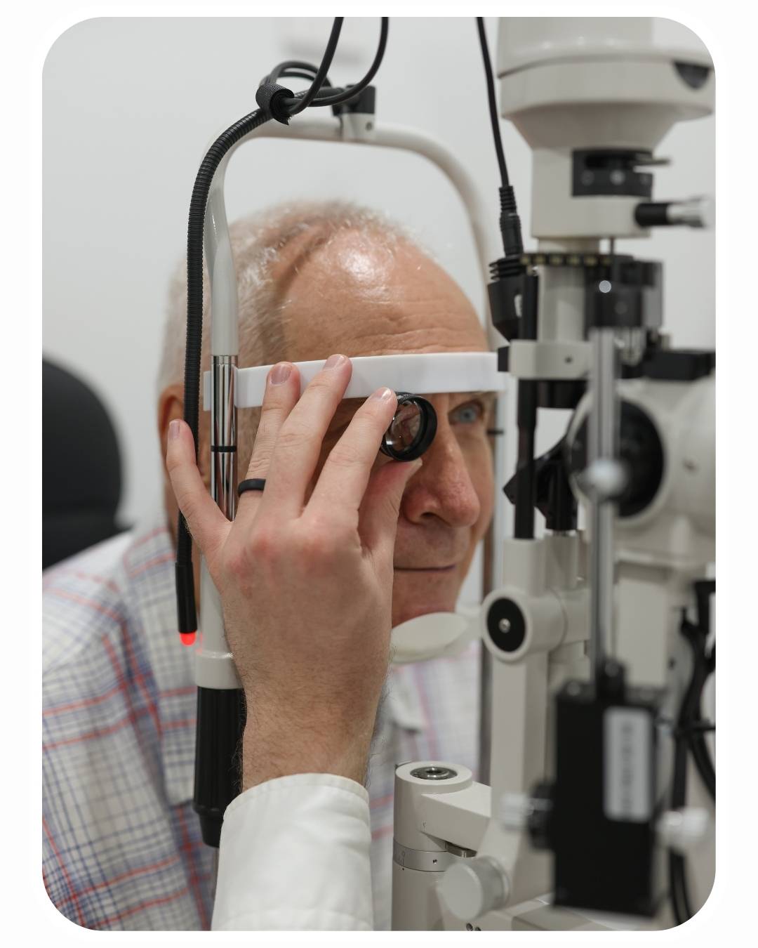 Retinal imaging used for macular degeneration management at Mackay optometry clinic