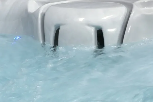 J-435 Hot Tub