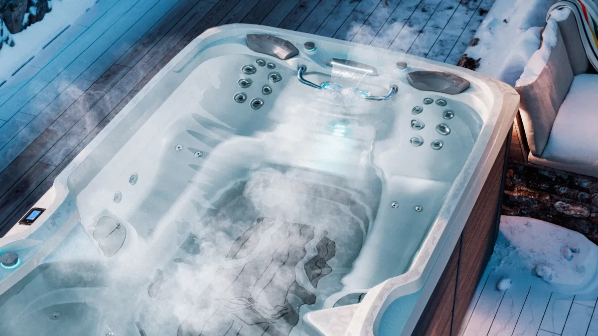 Can You Use a Hot Tub in Winter?