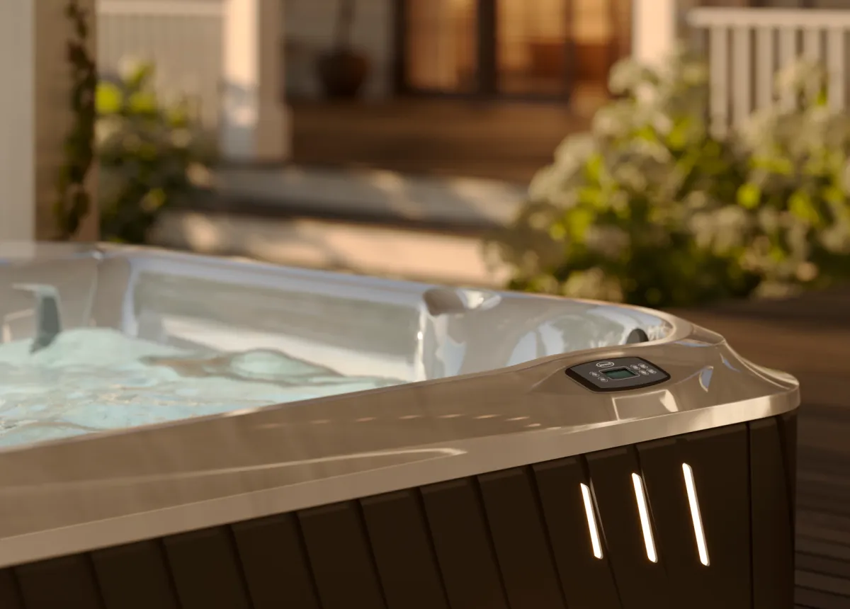 J-225 Hot Tub