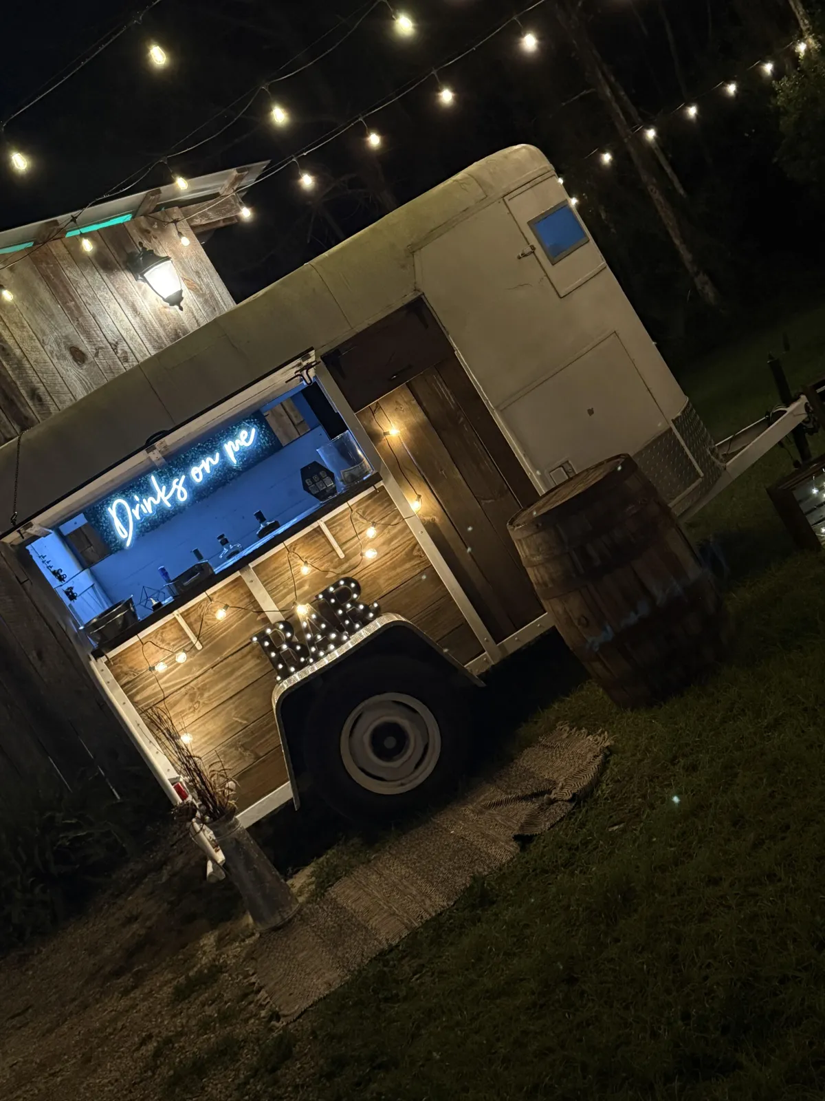 horse bar trailer