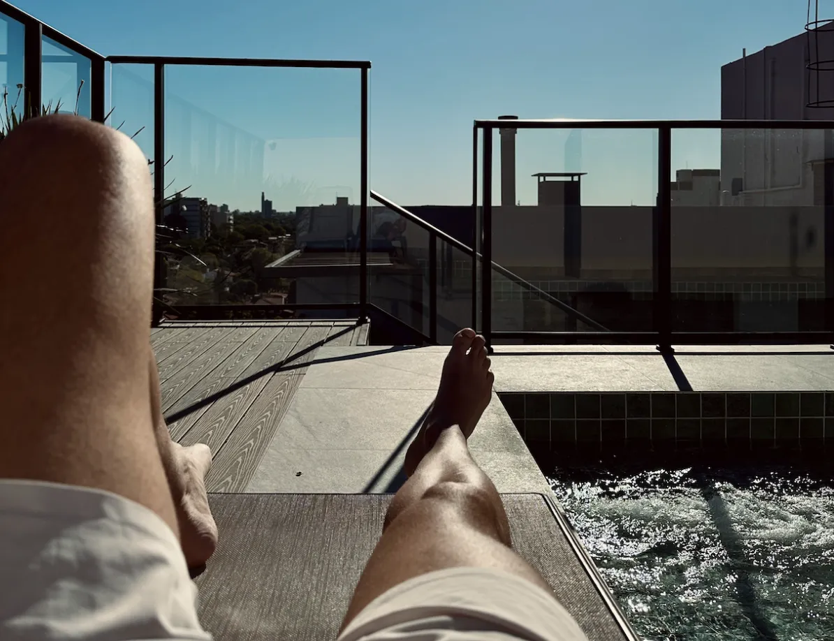 Depósito bancario de 5000 dólares para la residencia en Paraguay 2026