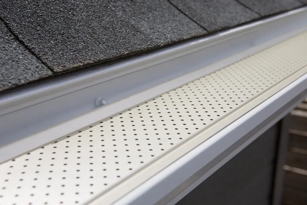 Seamless eavestrough, Guelph, ON