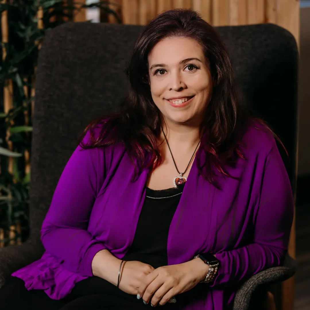 Speaker Portrait - Elena Rostova