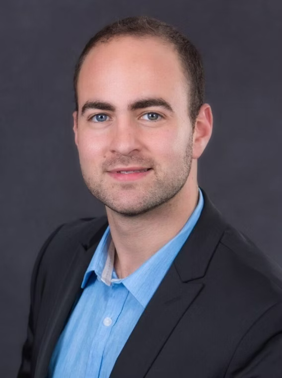 Portrait of Adir Schneider, CEO of AquaVest