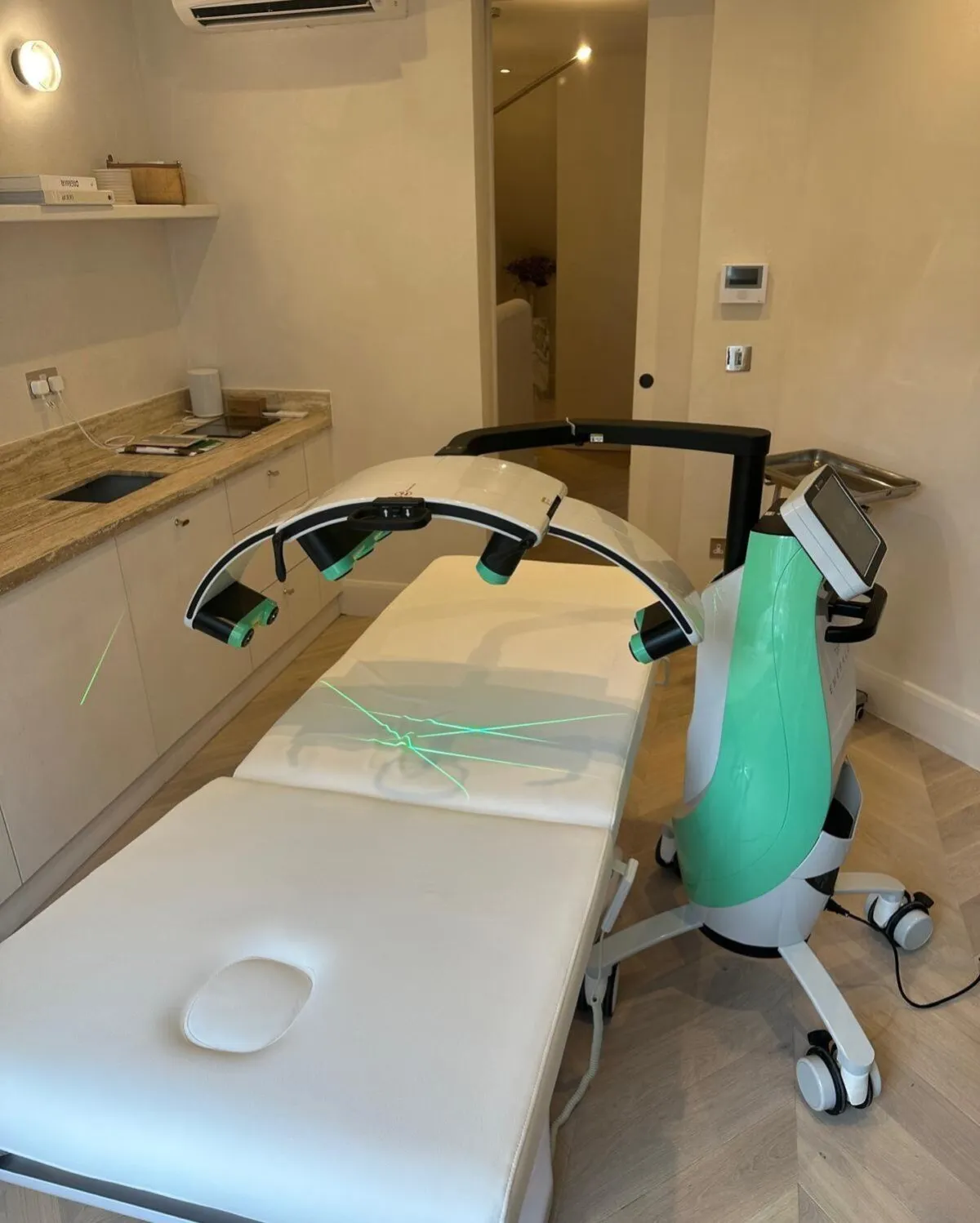the Emerald Laser Lipo Lights
