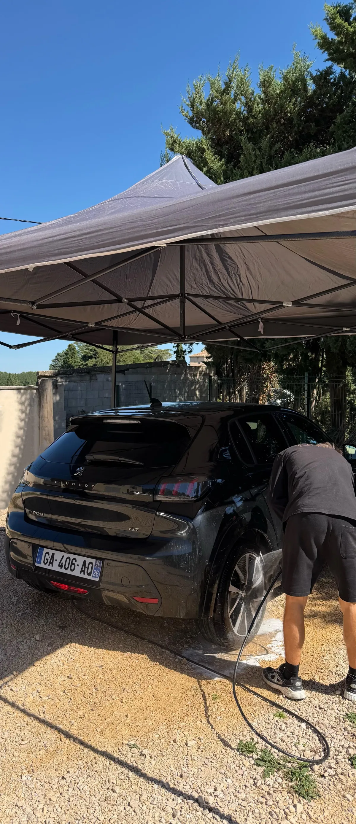 Nettoyage voiture à domicile, Nettoyage canapés et textiles à Nîmes