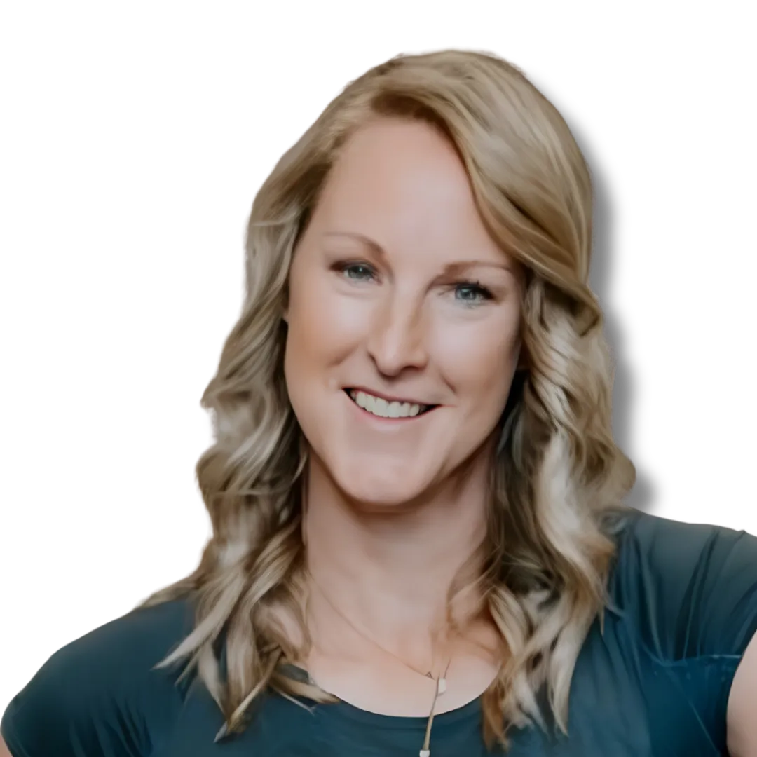 Elizabeth Jane, founder of Momfluence and Beauty From Ashes Collective, smiling warmly — guide, Pilates instructor, and woman rebuilding her life one faithful step at a time