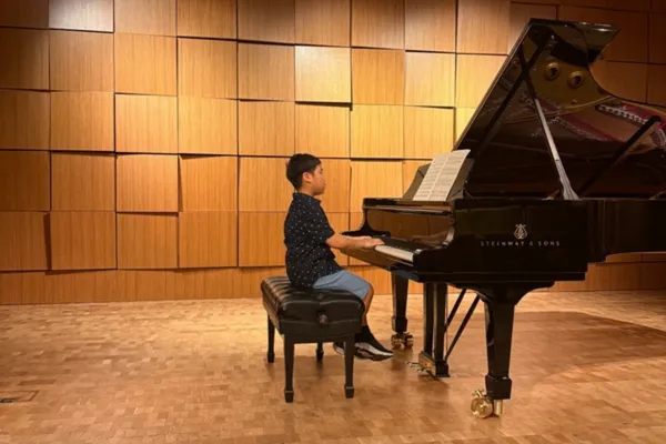 Exclusive Steinway Piano Experience in NYC