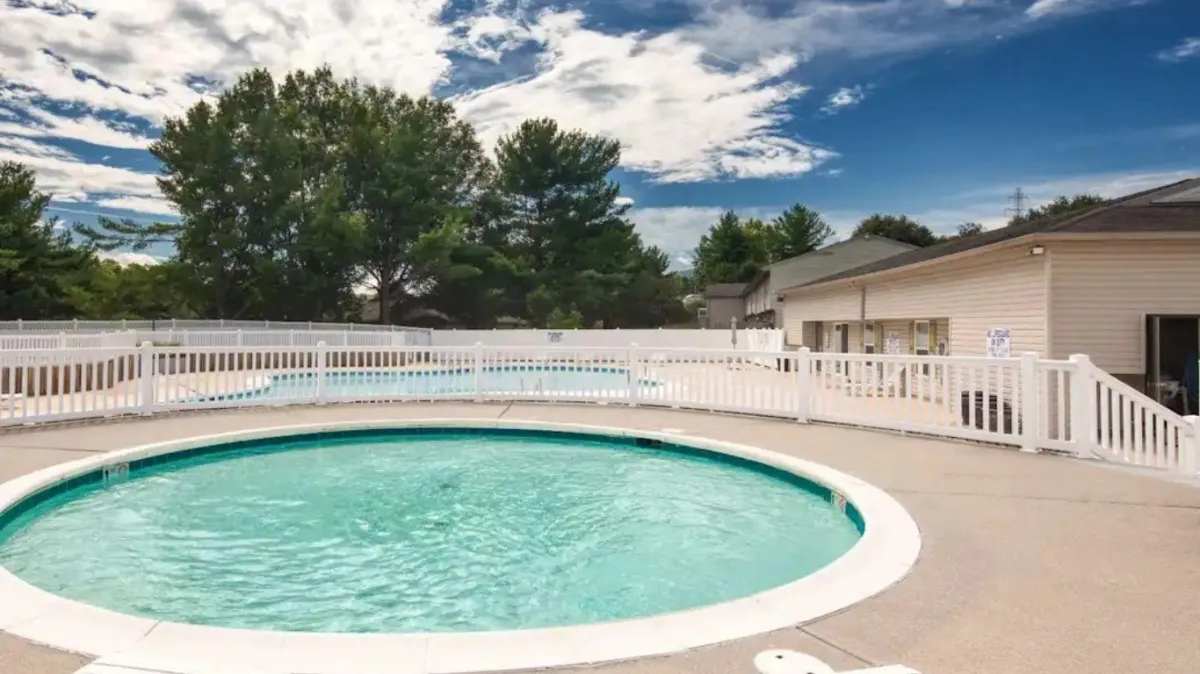 MW ProBuild Concrete builds and installs Pool Deck