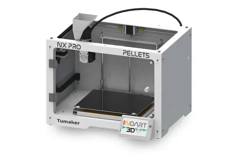 Impresora 3D TUMAKER de pellets para fabricación aditiva industrial con materiales en formato granza.