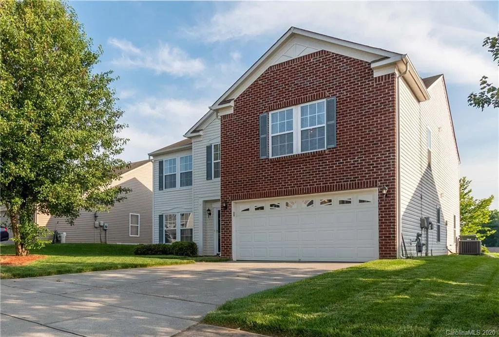 Gastonia Concrete builds and installs Driveway