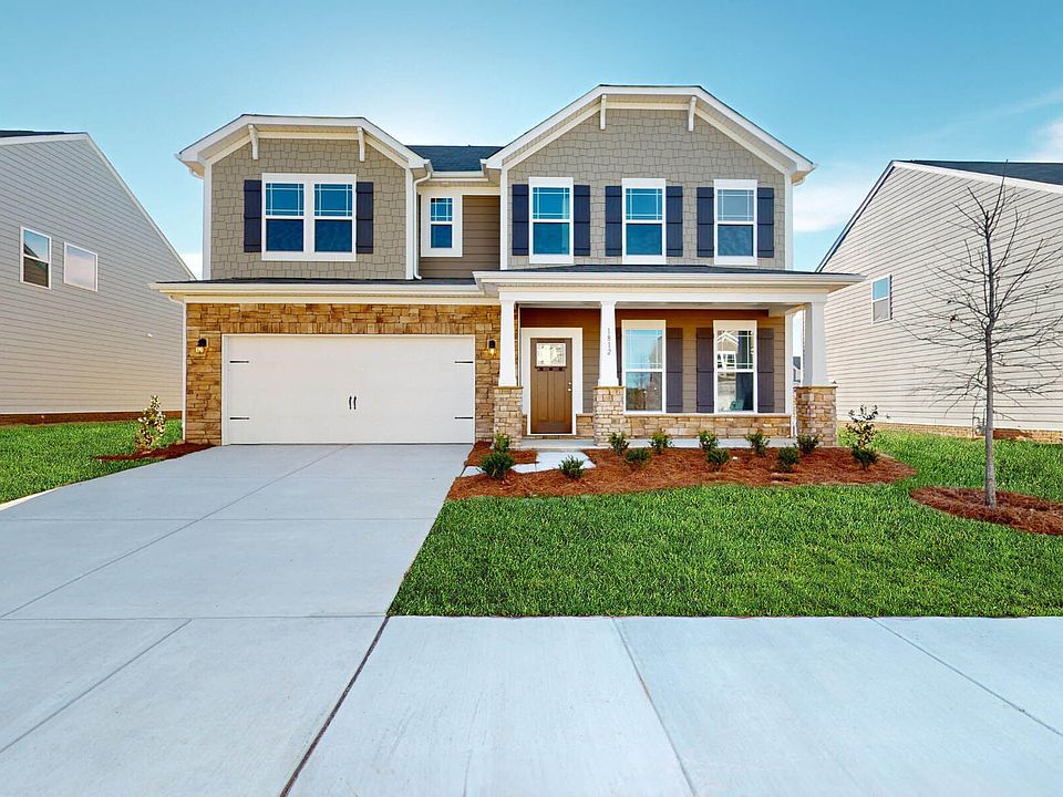 Gastonia Concrete builds and installs Driveway