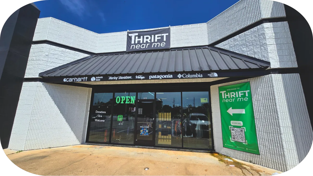 Exterior Thrift Store in Houston