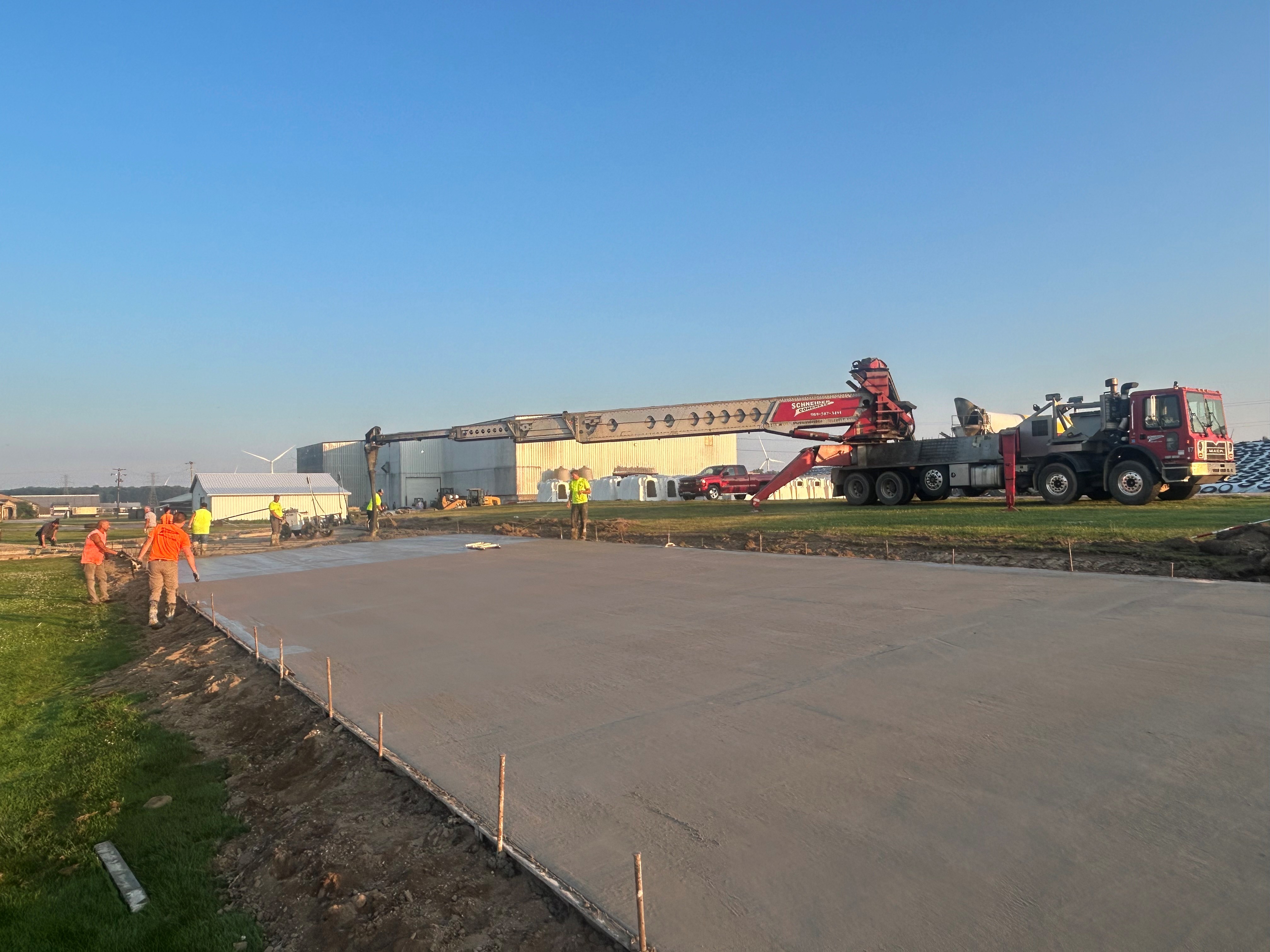 Commercial telebelt concrete pour in Middleton