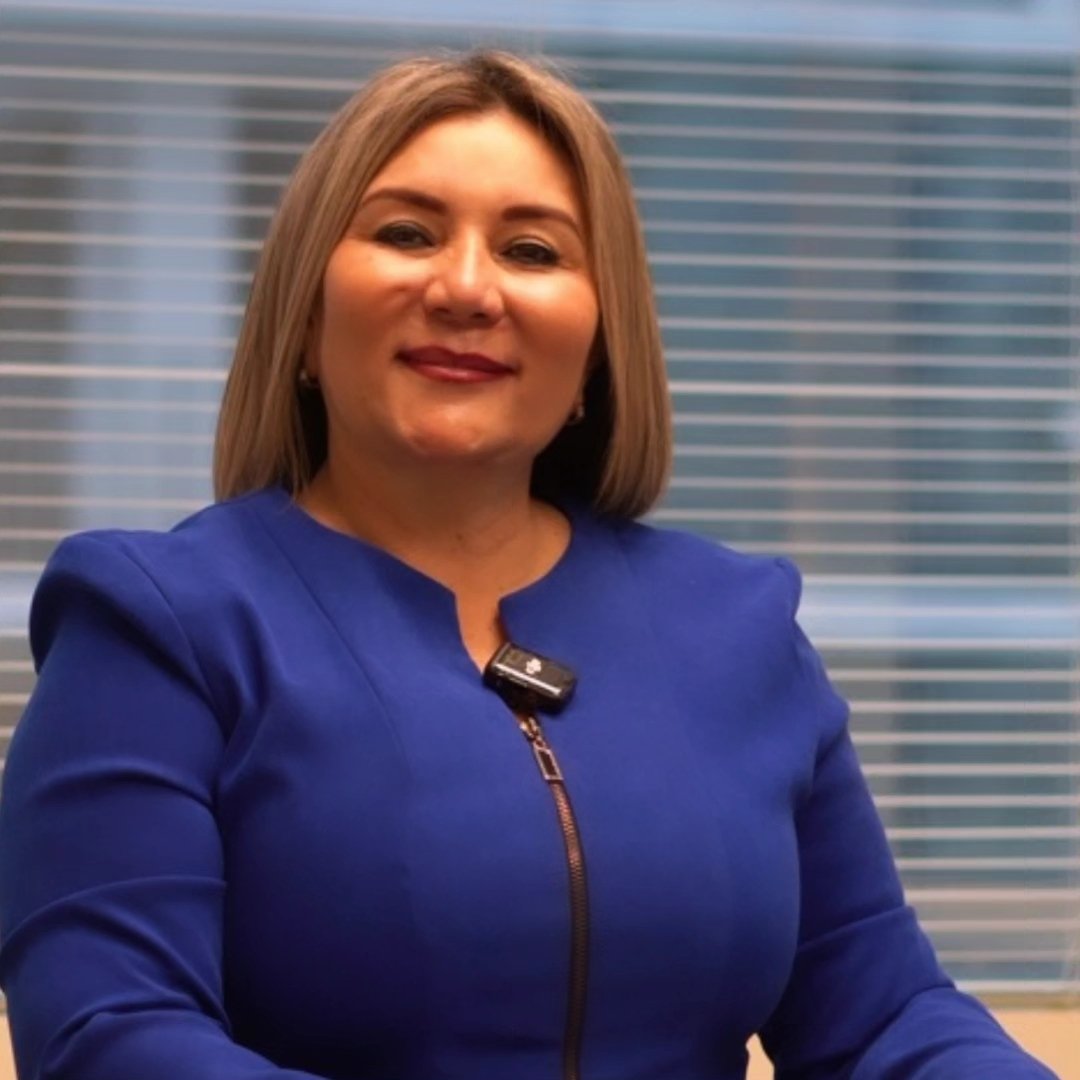 Speaker Cristóbal Mondragón