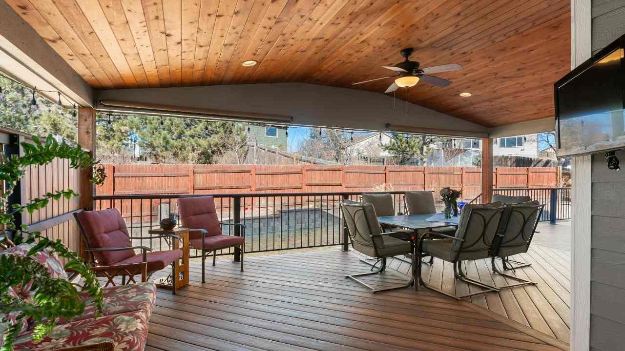 The Long-Term Benefits of Deck and Fence Staining