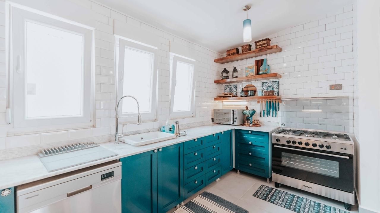 kitchen cabinet painting