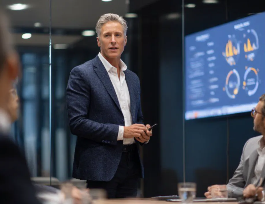 office setting-winning mindset in business mirrors