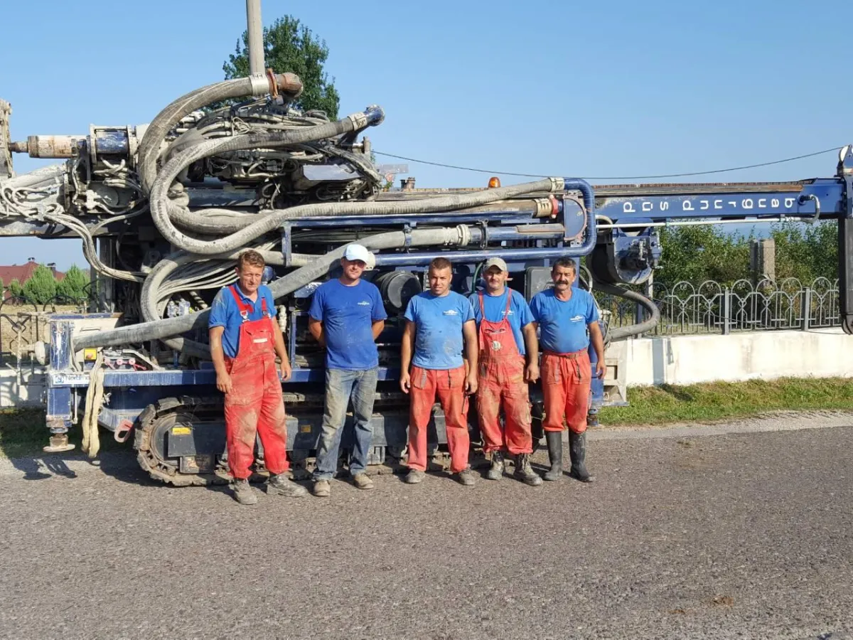 Papago zaposelnici. Proejakt bušenje geotermalne sonde. 