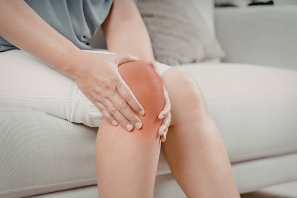 progressive knee pain
