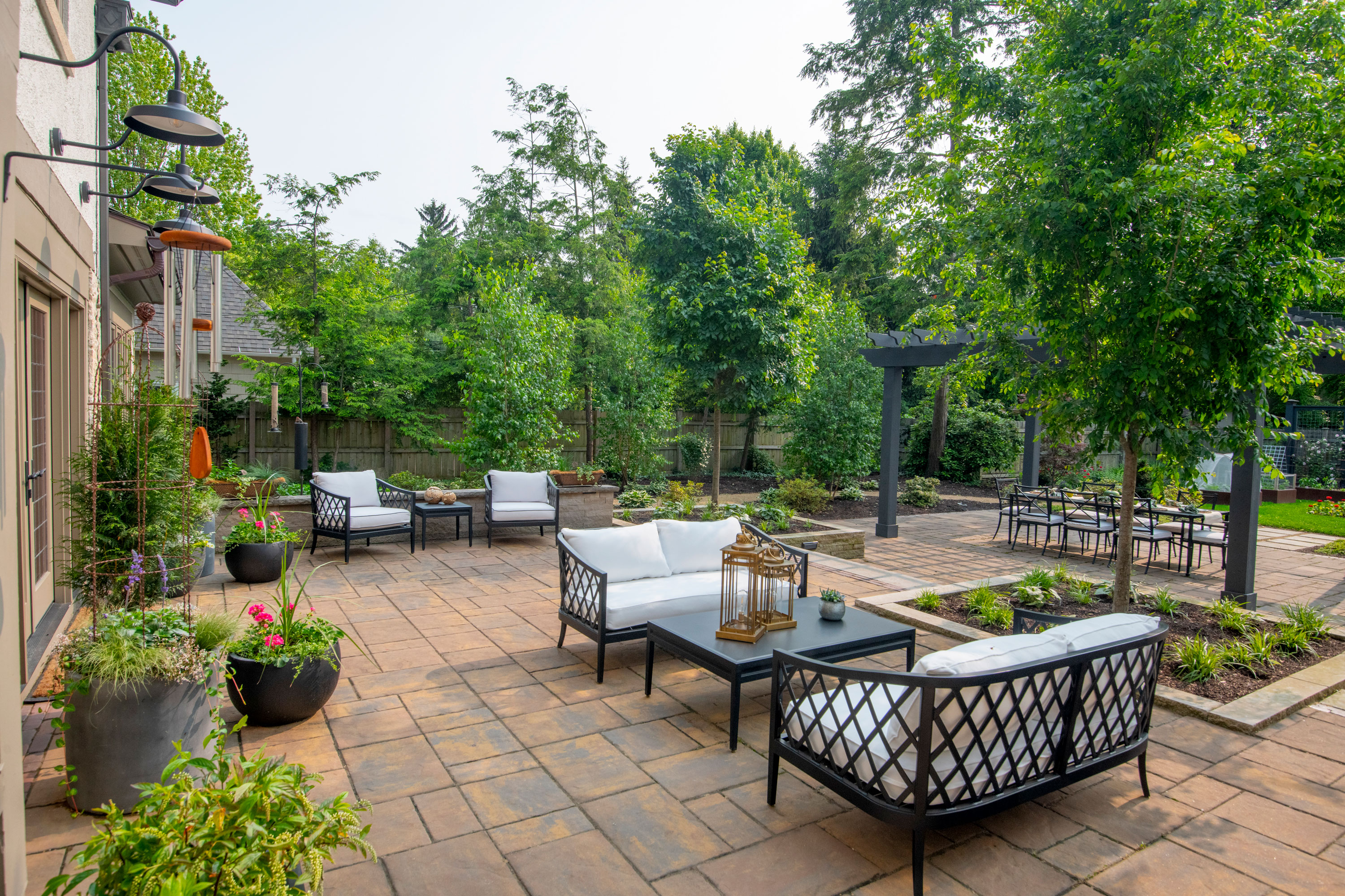 How to Hire an Architect for Your Home (Without Regretting It Later)