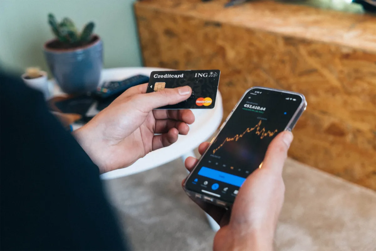 How the Limit on Your Credit Card Affects Your Credit Score?