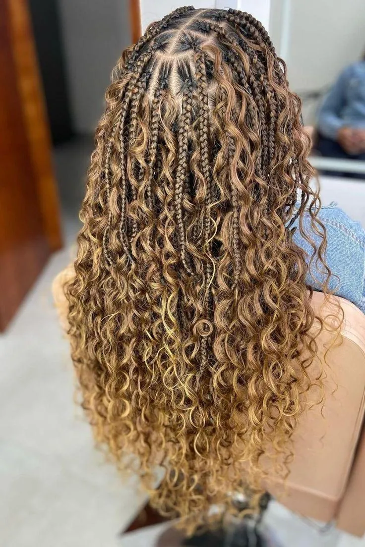 Blonde knotless Boho Braids