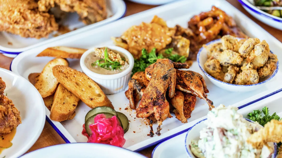 Gatlin's Fins & Feathers