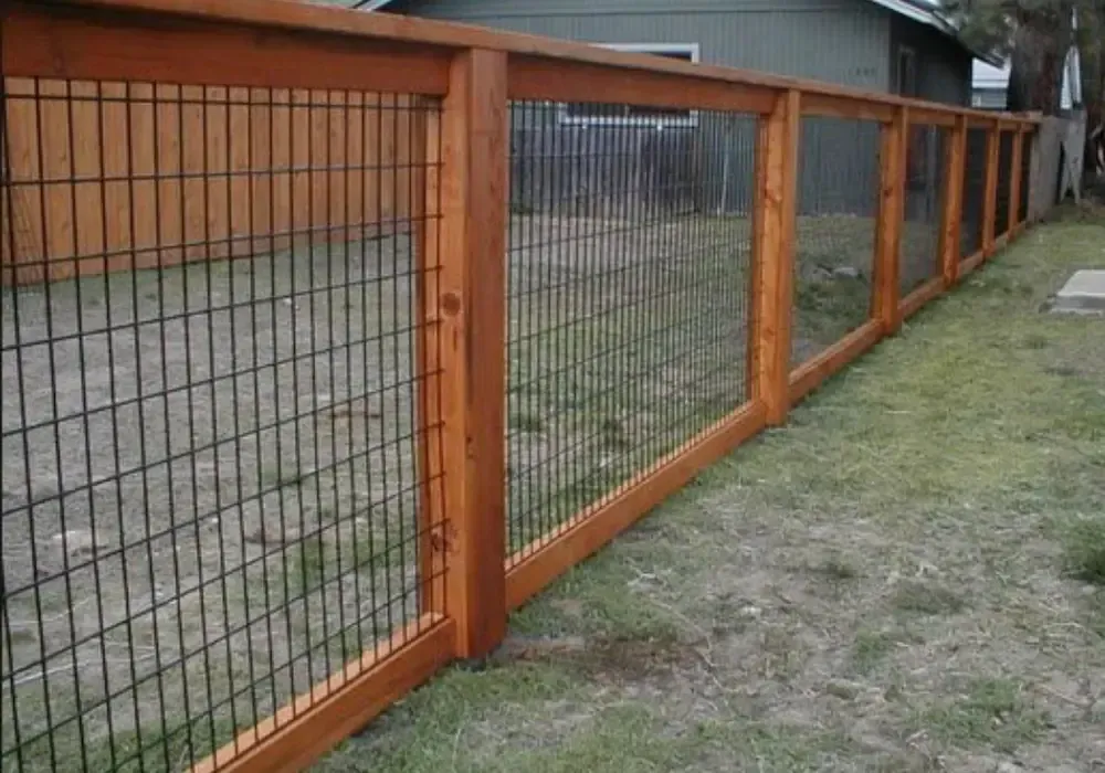 League City Fence & Deck Install Wood Fence