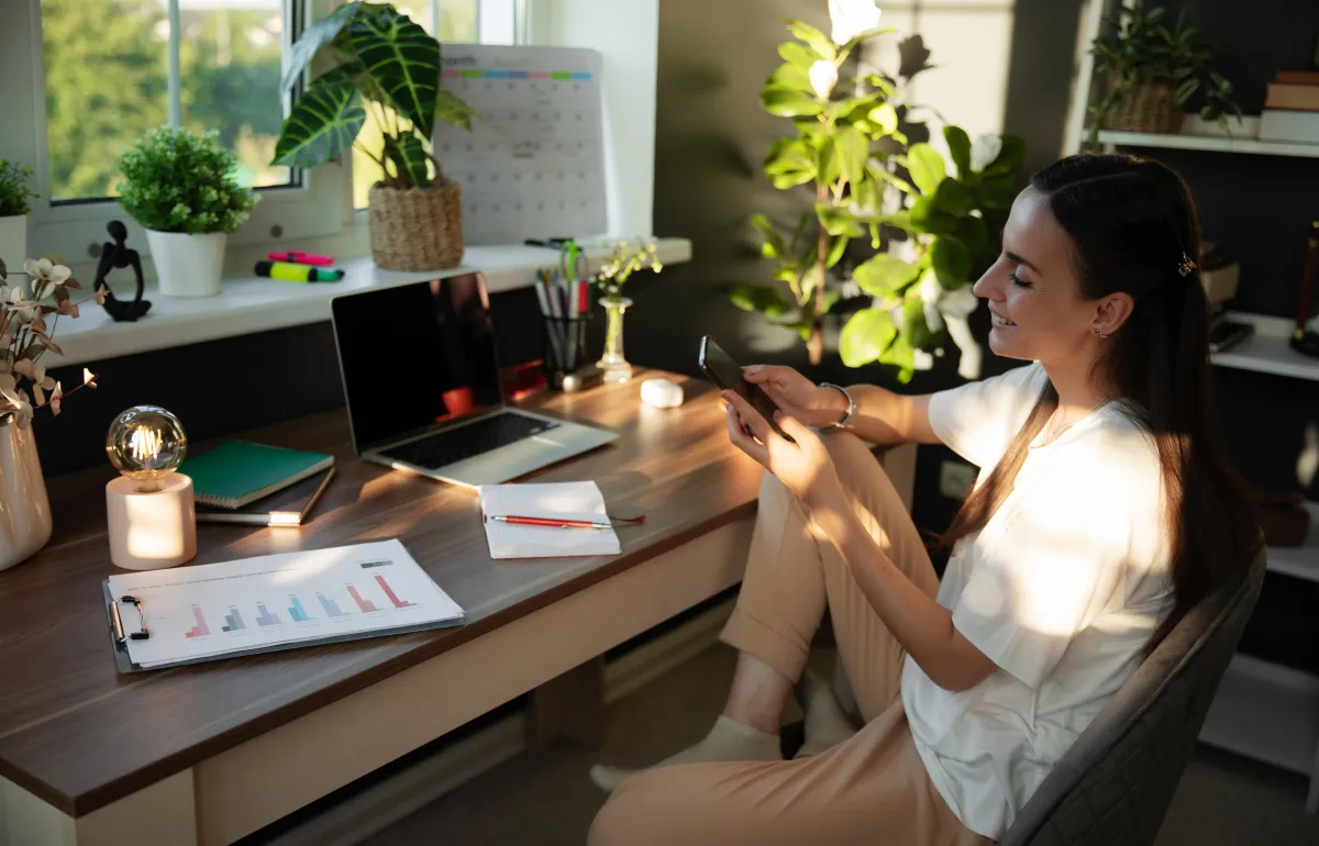 HoneyBook Pipeline Stages: How to Set Them Up So Nothing Slips Through