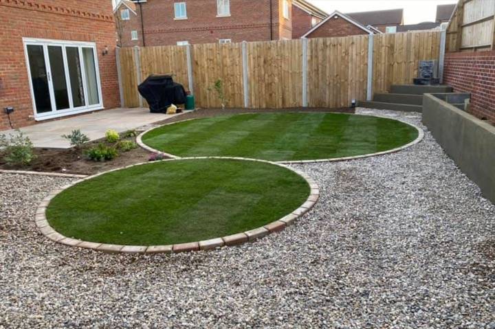 Two circular turf areas with gravel garden — landscaping project in Berkshire