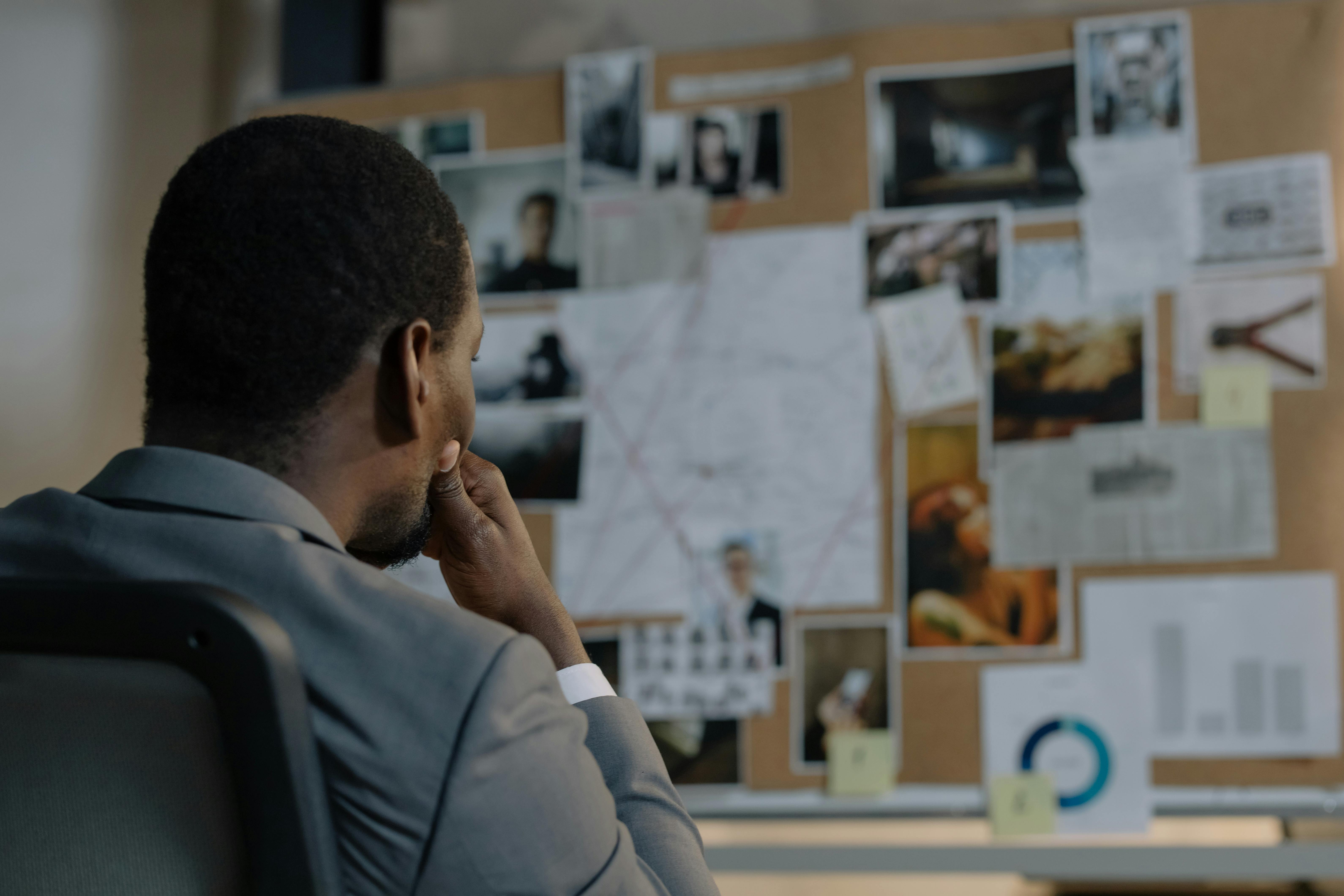 What Online Business Manager Services Actually Cover (And When You Need One)