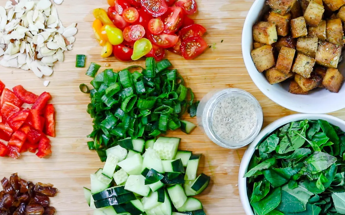 Veggie Full Quinoa Salad _ Choosing My Health _ Pre Mix