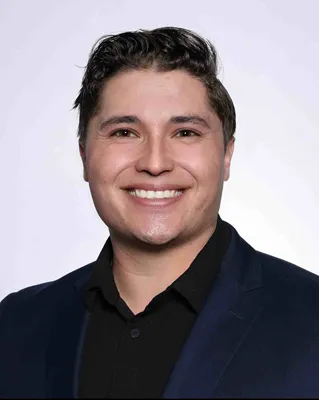 Dr. Nicholas Hernandez , chiropractor at Desert Light Chiropractic in Chandler, Arizona