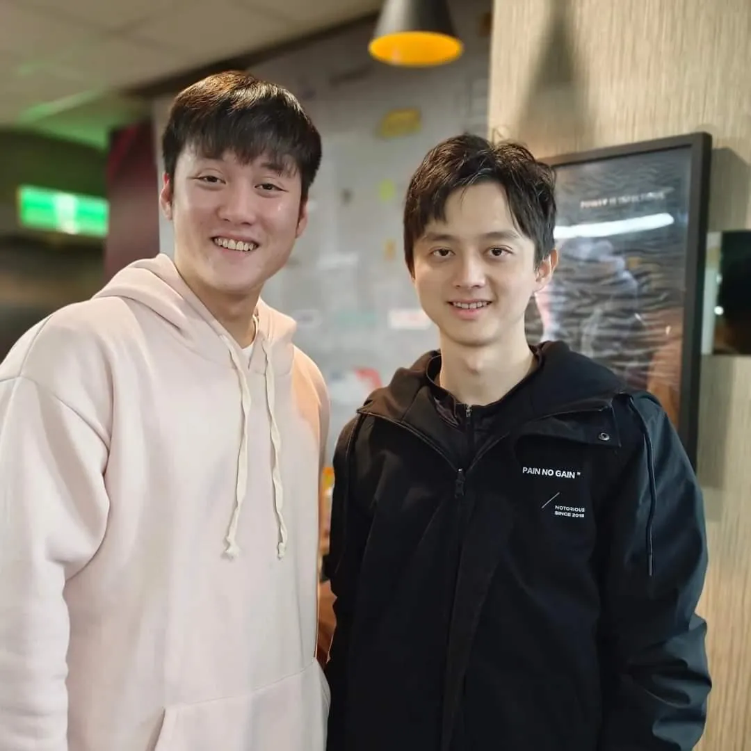 Alaric Ong with Ko Pin Chung, US Open 9 Ball Champion